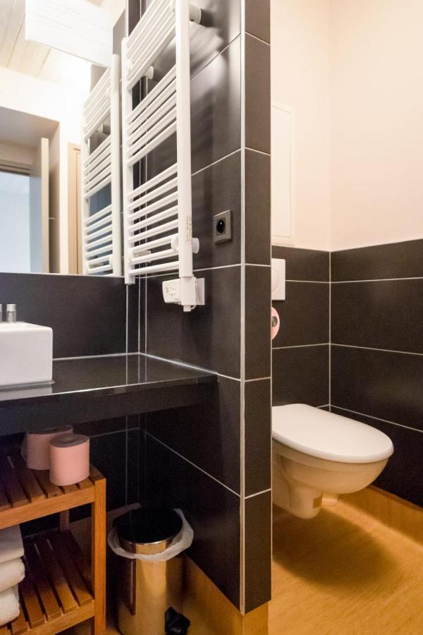 Vieille Bourse - Studio Close To Stations And Old City - Welkeys Lille Exteriér fotografie